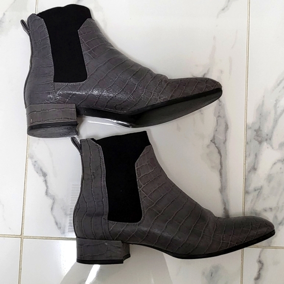 Massimo Dutti gray leather ankle boots sz7 - Picture 1 of 5